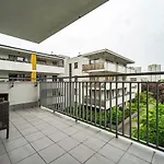 Malborska Metro Kondratowicza By Bookinghost Appartement *