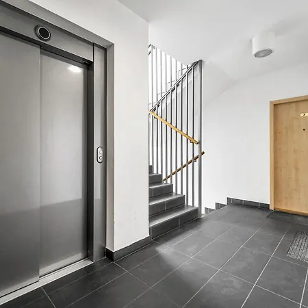 Malborska Metro Kondratowicza By Bookinghost * Varsovie