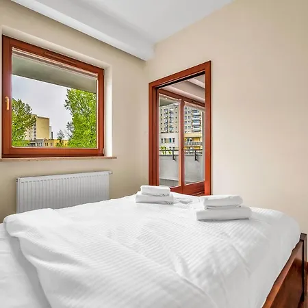 Malborska Metro Kondratowicza By Bookinghost * Varsovie