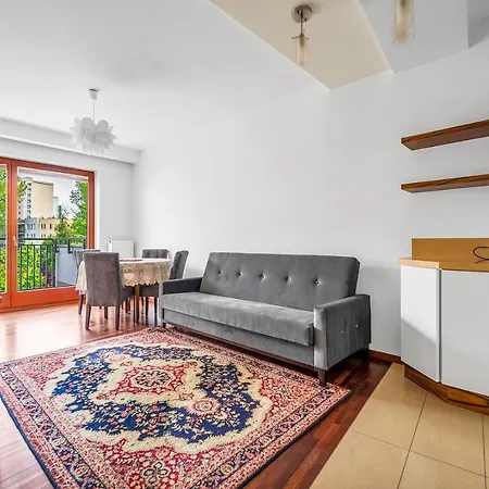 Apartment Malborska Metro Kondratowicza By Bookinghost