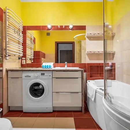 Malborska Metro Kondratowicza By Bookinghost Warschau