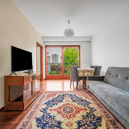 Malborska Metro Kondratowicza By Bookinghost *