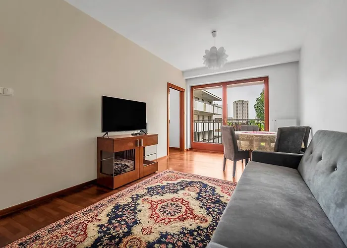 Malborska Metro Kondratowicza By Bookinghost 公寓